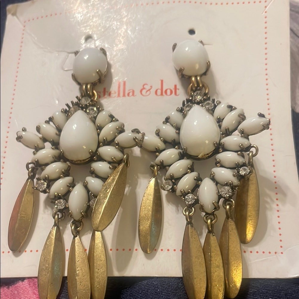 Stella & Dot Gold and White Fringe Chadelier Earrings
